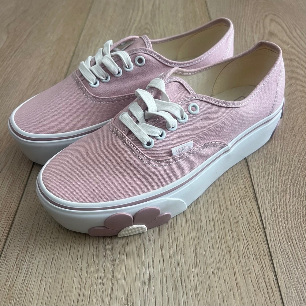 Vans NWOB Authentic Stackform Pink Flower Platform Sneakers Womens 9.